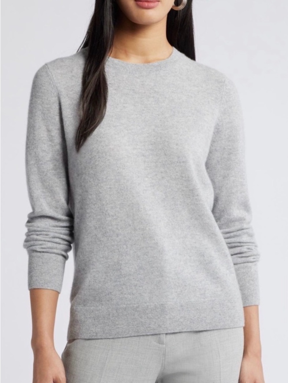 Nordstrom 100% Cashmere Grey Women’s Crewneck Sweater Size M Quiet Luxury